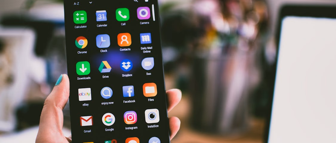 Reszponzív weboldal készítés Debrecenben: miért bukik el a mobilon lassú weboldal?